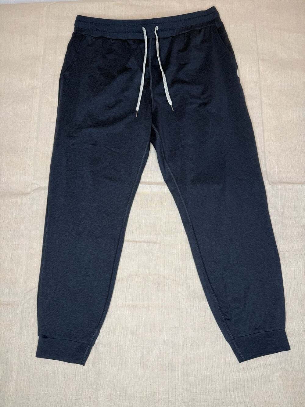 Vuori Woman  Meta Jogger Pants Size L Charcoal Heather Athletic Lounge